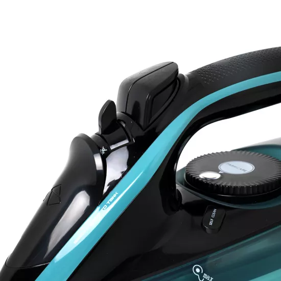 Ütü Q-9790 2200W qara