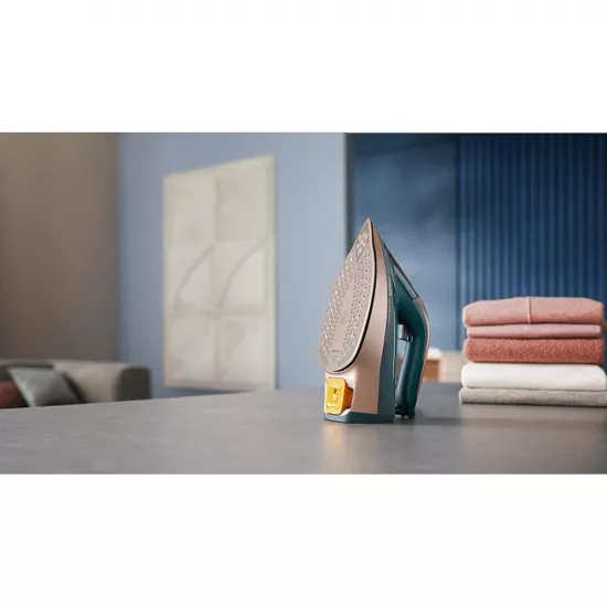 Buxarlı ütü Philips 3000W DST8030/70 Buxarlı ütü Philips 3000W DST8030/70