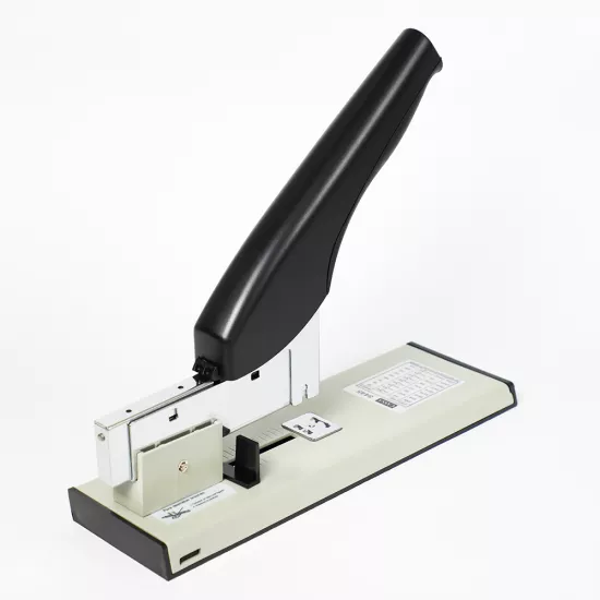 Stepler C-8445 210 səhifə tikən.